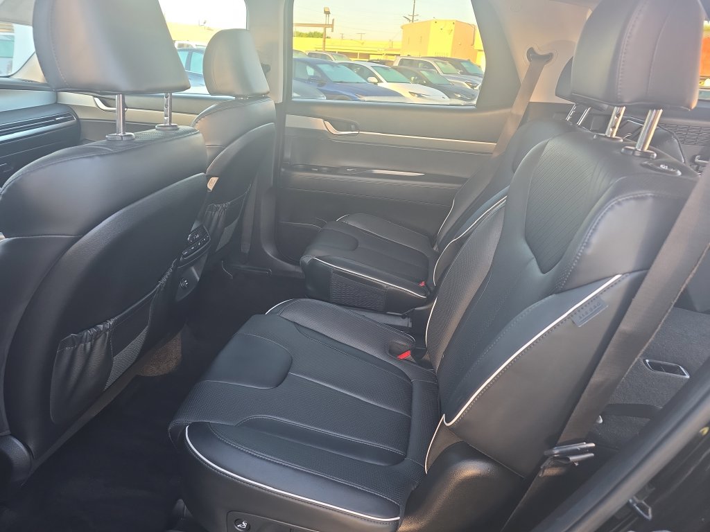 Used 2025 Hyundai Palisade SEL FWD image 23