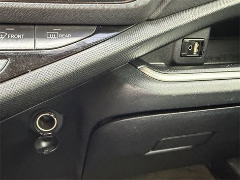 Used 2016 Toyota Prius C Four image 18