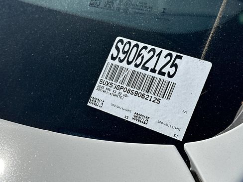 Used 2025 BMW X3 xDrive30i w/ Convenience Package image 16