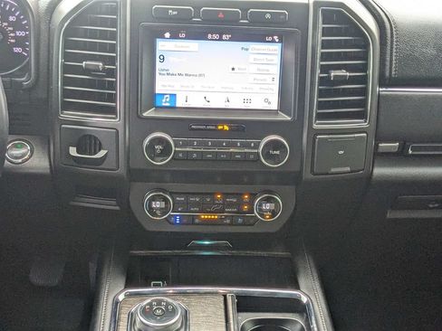 Used 2019 Ford Expedition Limited RWD image 20