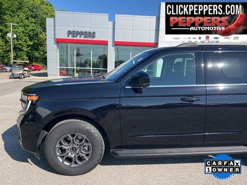 Used 2025 Ford Expedition Active AWD/4WD image 2