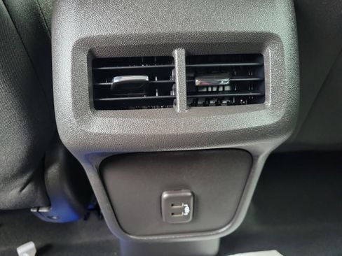 Used 2022 Chevrolet Equinox LT image 13