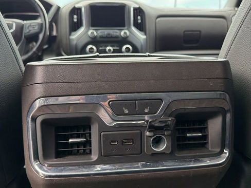 Used 2021 GMC Sierra 1500 Denali w/ Denali Ultimate Package AWD/4WD image 17