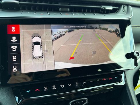 New 2026 Jeep Grand Cherokee Limited AWD/4WD image 17