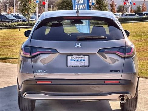 Certified 2023 Honda HR-V Sport image 6