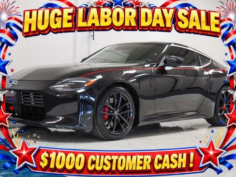Used 2024 Nissan Z Performance w/ Floor Mat Package RWD image 4