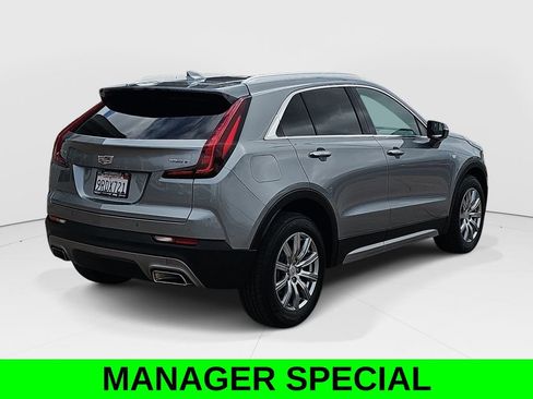 Used 2023 Cadillac XT4 Premium Luxury FWD image 3