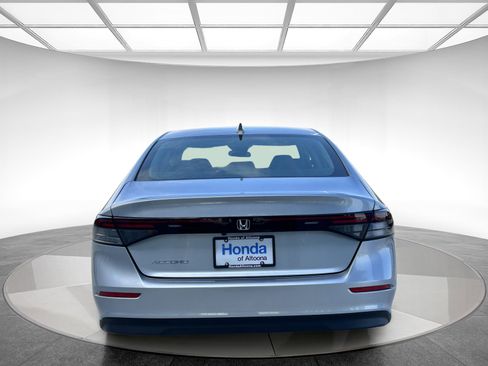 New 2025 Honda Accord LX image 4