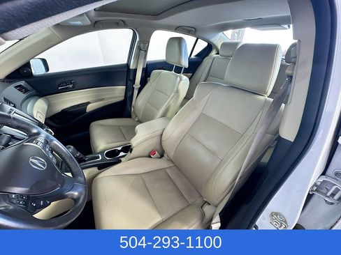 Used 2017 Acura ILX w/ Premium Package image 19