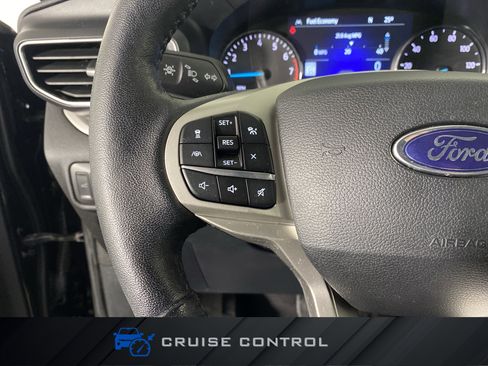Used 2021 Ford Explorer XLT w/ Equipment Group 202A image 23
