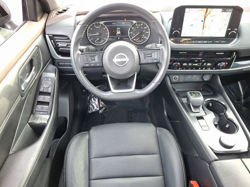 Certified 2023 Nissan Rogue SL w/ SL Premium Package image 11