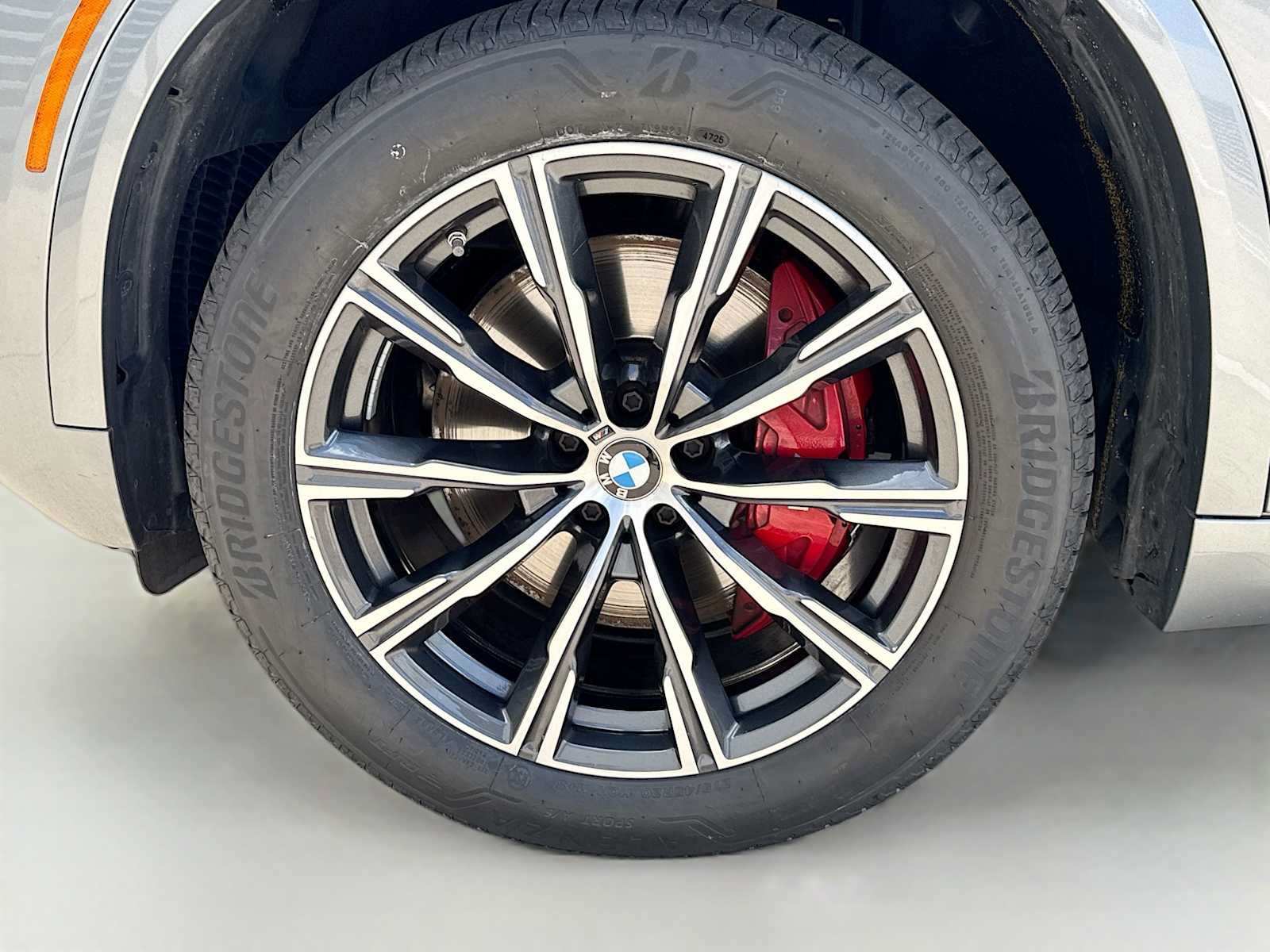 Used 2024 BMW X5 xDrive40i w/ Executive Package AWD/4WD image 6