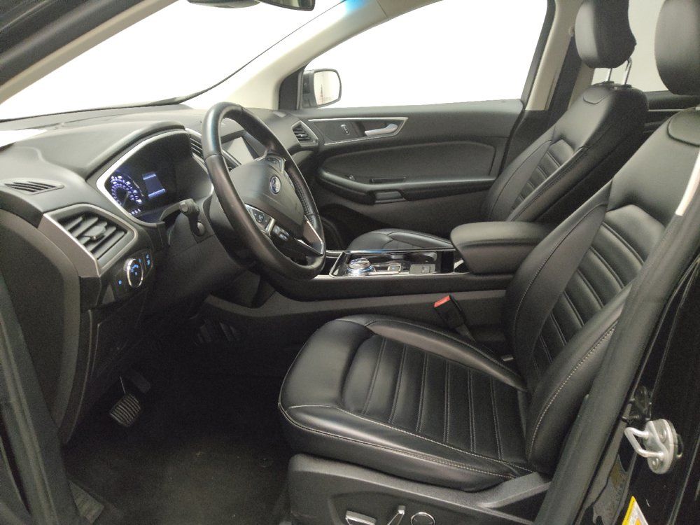 Used 2019 Ford Edge SEL w/ Equipment Group 201A FWD image 17