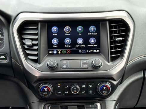 Used 2023 GMC Acadia AT4 image 21