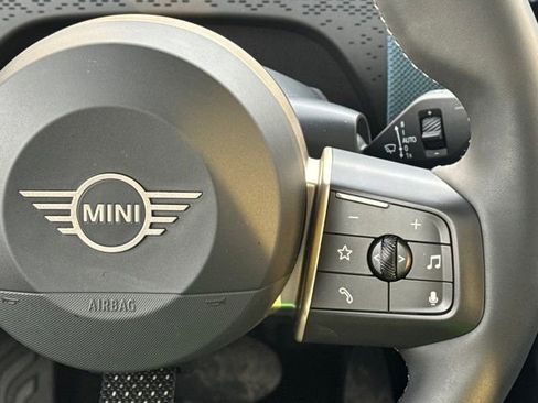 Certified 2025 MINI Cooper Countryman S AWD/4WD image 23