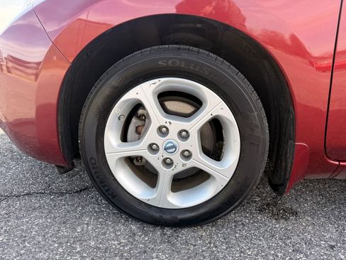 Used 2013 Nissan Leaf SV w/ LED & Quick Charge Pkg image 35