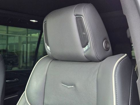 Certified 2024 Cadillac Escalade Sport w/ Touring Package image 12