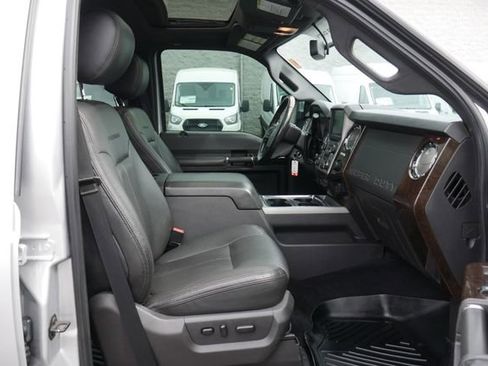 Used 2016 Ford F350 Platinum w/ FX4 Off-Road Package AWD/4WD image 31