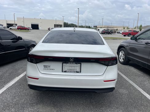 Used 2024 Honda Accord LX image 17