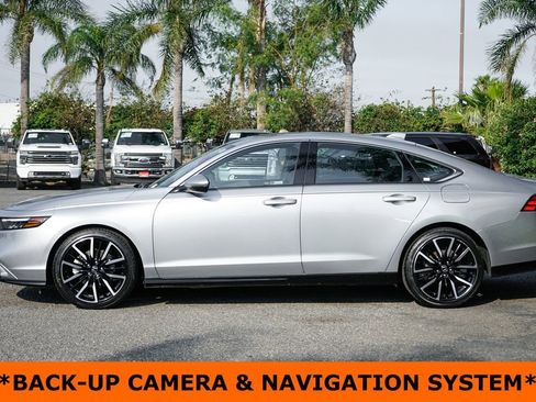 Used 2024 Honda Accord Touring image 5