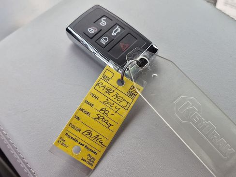 Certified 2024 Land Rover Range Rover Sport SE AWD/4WD image 36
