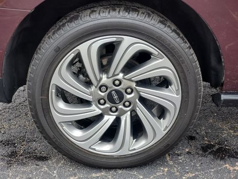Certified 2024 Lincoln Navigator Reserve AWD/4WD image 5