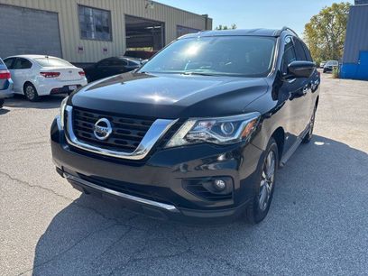 Used 2018 Nissan Pathfinder SL