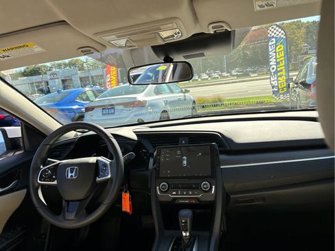 Used 2020 Honda Civic LX image 25