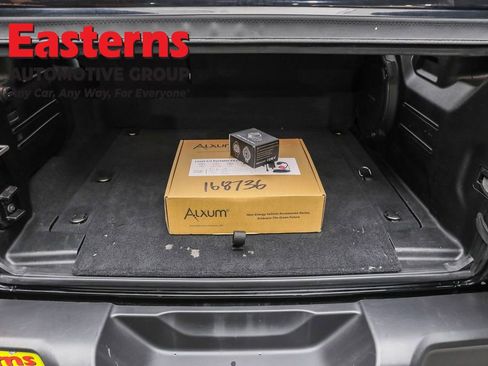 Used 2021 Jeep Wrangler Unlimited Sahara w/ Cold Weather Group image 9