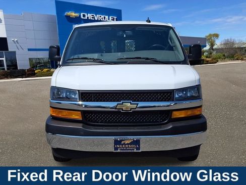 Used 2025 Chevrolet Express 2500 w/ Driver Convenience Package RWD image 21