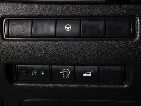 Certified 2025 Nissan Rogue SV AWD/4WD image 25