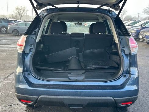 Used 2015 Nissan Rogue SV w/ SV Premium Package image 17