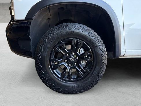 Certified 2023 Chevrolet Silverado 1500 ZR2 AWD/4WD image 23