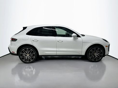 Used 2026 Porsche Macan AWD/4WD image 8