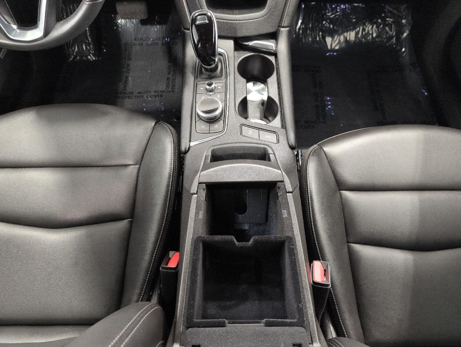 Certified 2024 Cadillac XT6 Luxury w/ LPO, Floor Liner Package AWD/4WD image 17