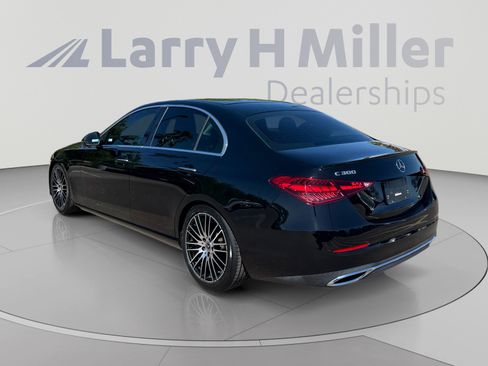 Used 2022 Mercedes-Benz C 300 Sedan image 3