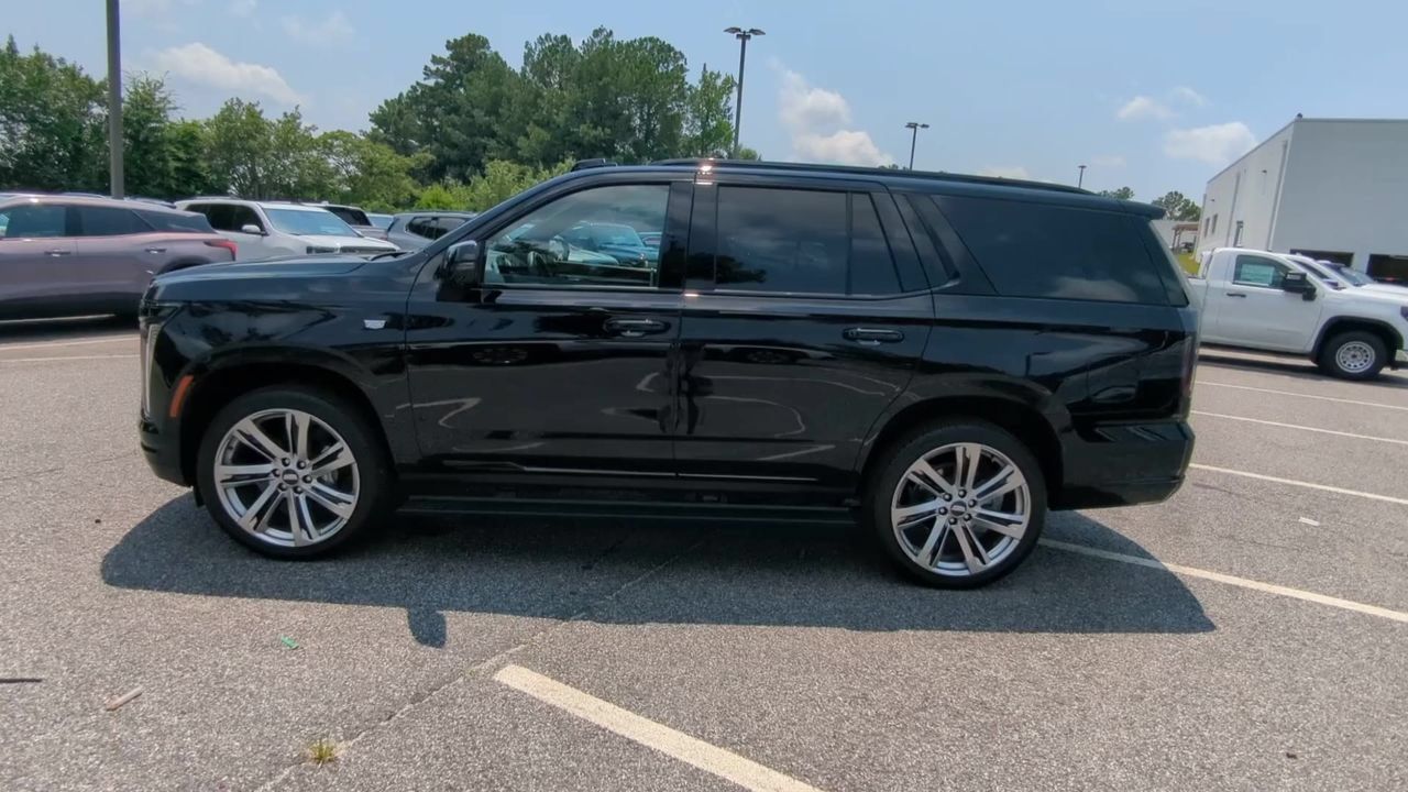 Used 2026 Cadillac Escalade Sport w/ Touring Package AWD/4WD image 5
