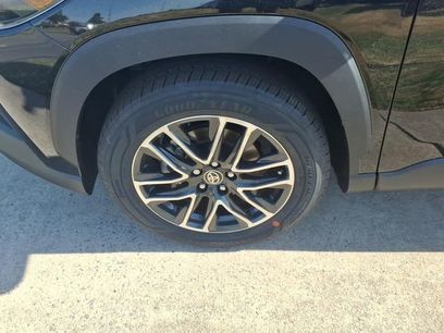 New 2026 Toyota Corolla Cross XLE w/ Convenience Package