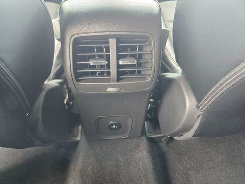 Certified 2025 Ford Escape ST-Line image 10