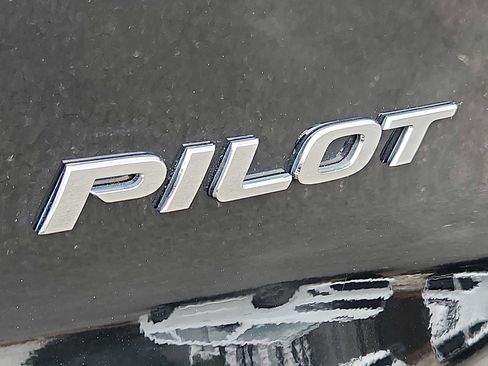 Certified 2022 Honda Pilot Special Edition image 28