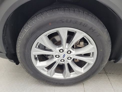 Used 2023 Ford Explorer Limited AWD/4WD image 31