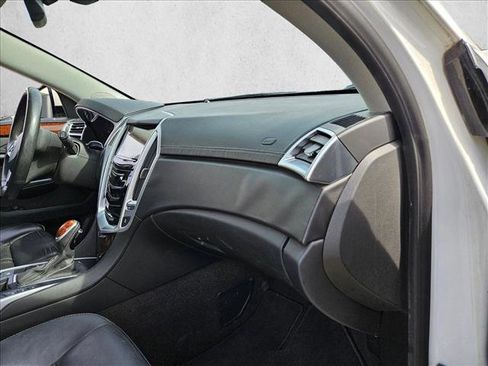 Used 2016 Cadillac SRX Luxury w/ Driver Awareness Package image 21