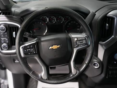 Used 2022 Chevrolet Silverado 3500 LT w/ Convenience Package image 15