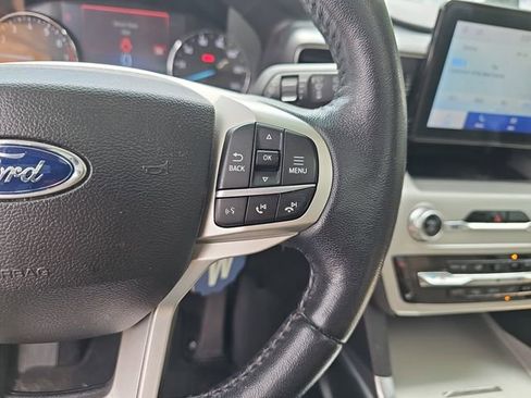 Used 2022 Ford Explorer XLT w/ Equipment Group 202A RWD image 14