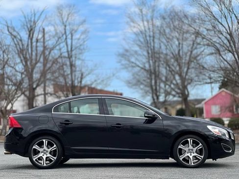 Used 2013 Volvo S60 T5 FWD image 4
