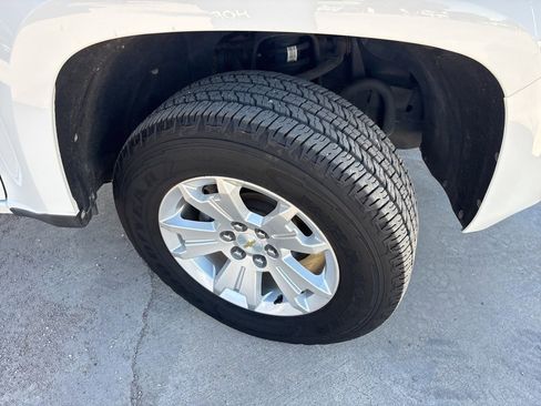 Used 2016 Chevrolet Colorado LT image 12