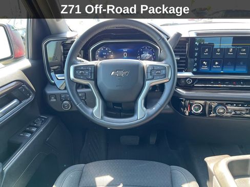 Used 2023 Chevrolet Silverado 1500 RST AWD/4WD image 19