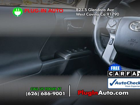 Used 2021 Toyota Tacoma TRD Sport w/ Technology Package image 20