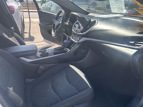 Used 2018 Chevrolet Volt LT image 13