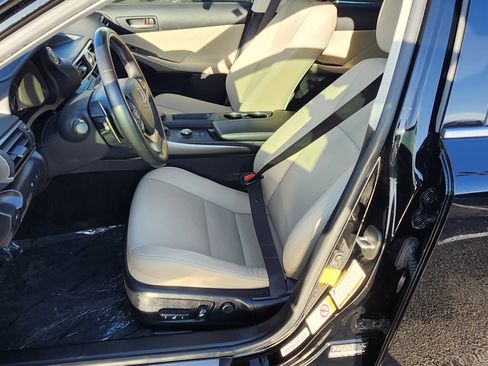 Used 2018 Lexus IS 300 w/ Accessory Package image 23